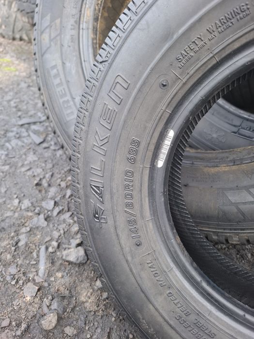 Vand 1 anvelopa 145 80 10 bună fără defecte