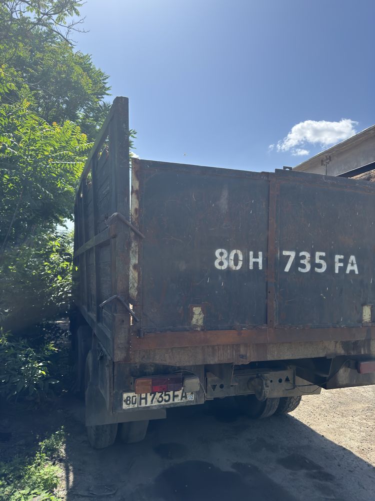 Камаз 5320.