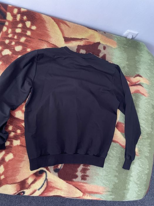 pulover philip guston