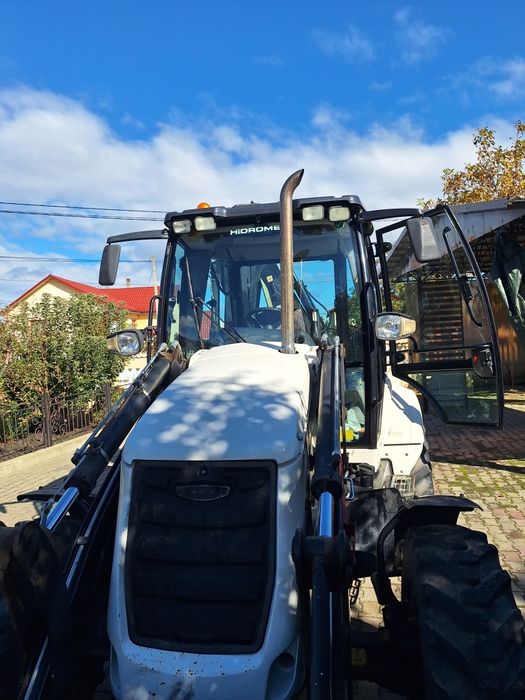 Vând buldoexcavator Hidromek Alpha!