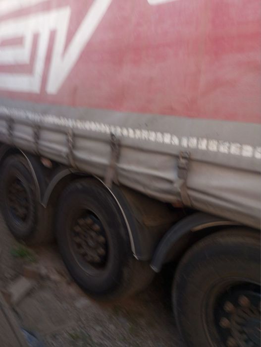 Kamaz pritsep bilan sotiladi