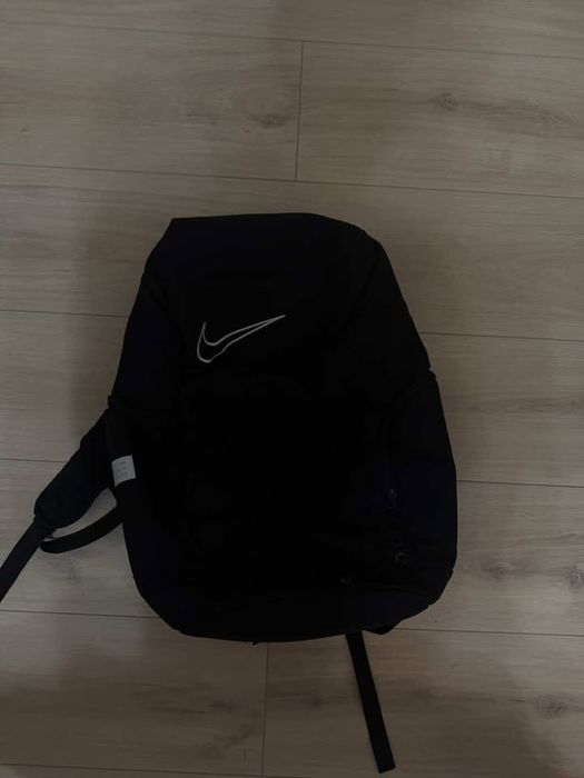 Продам сумку nike