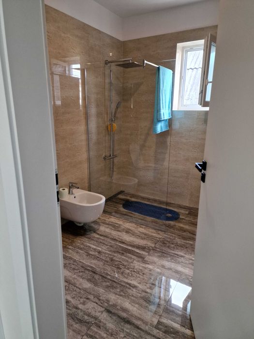 Apartament 2 camere Floare de Colt