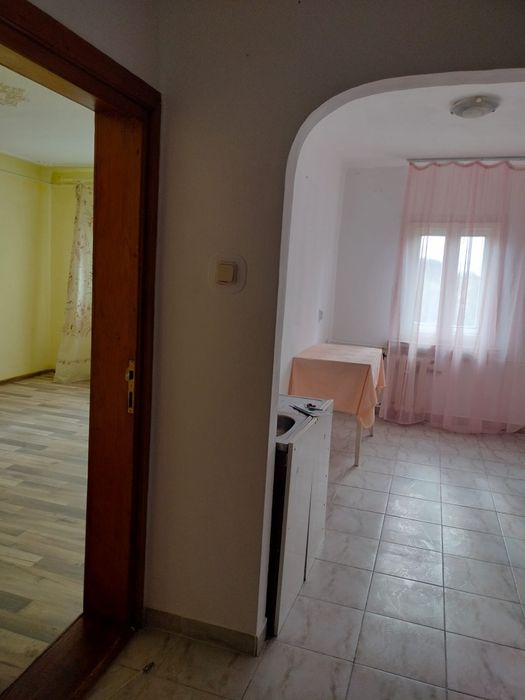 Vand apartament 2 camere