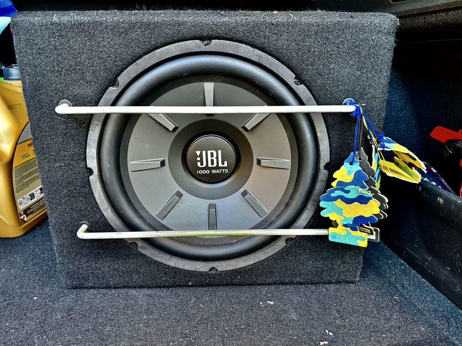 Subwoofer auto jbl 1000w(250 w rms) + amplificator auto  jbl gx a3001