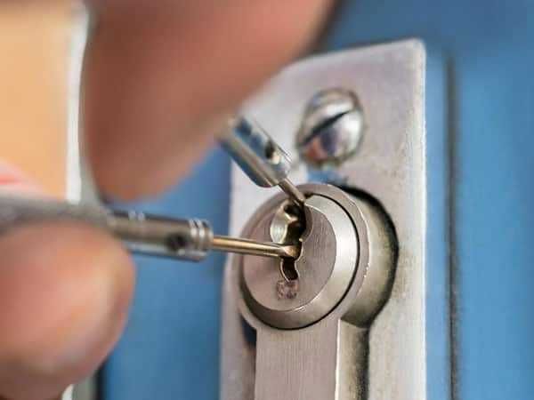 Вскрытие замков zamok ochish Ремонт замков Замена замков