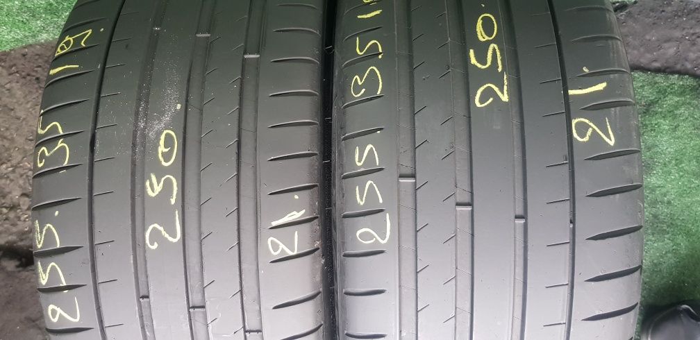 Anvelope 2x255 35 19 michelin dot 21 mm 5.6