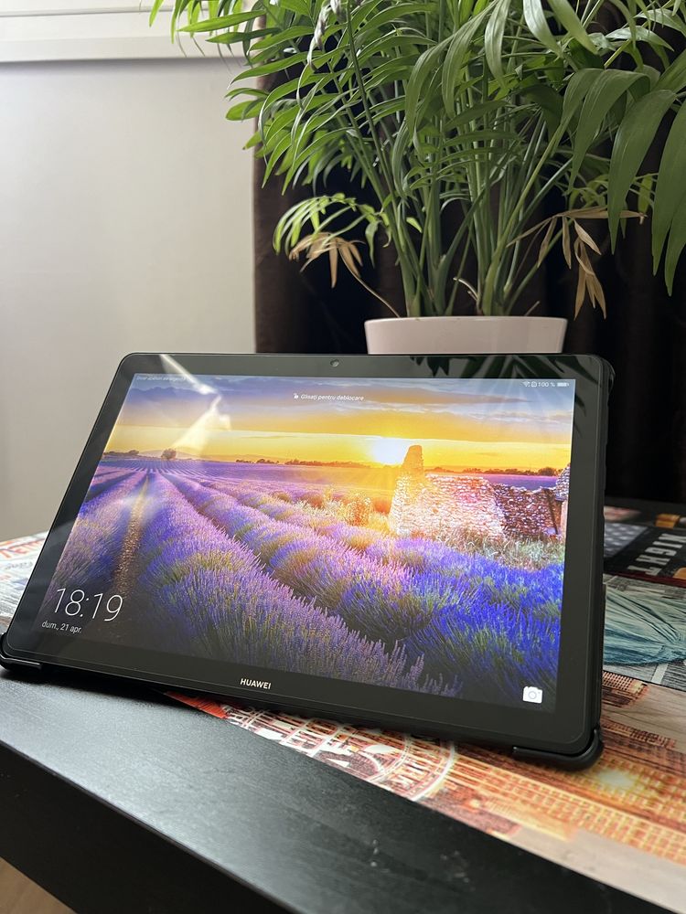 Tableta Huawei MediaPad T5 / vând sau schimb cu Ipad