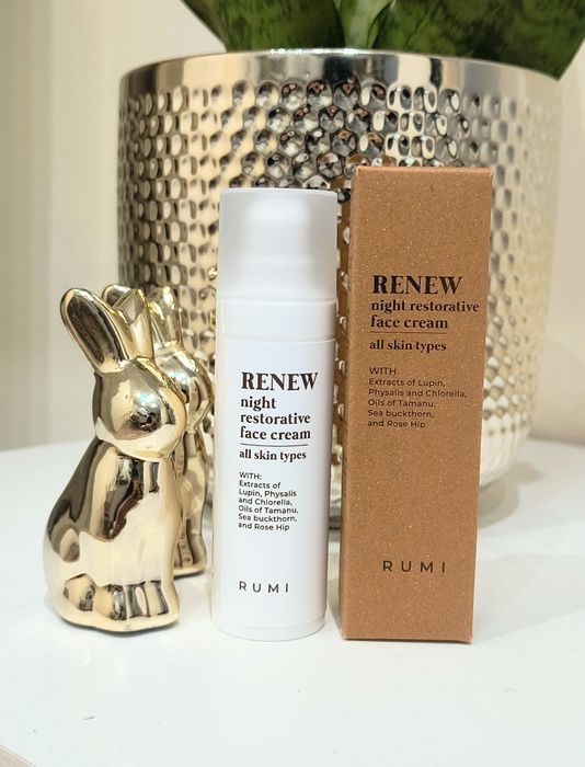 Натурална козметика Rumi Cosmetics Руми / La Elia / Youtiful / Скраб