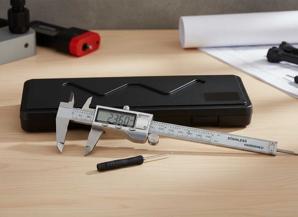 Subler electronic digital din otel inoxidabil 150 mm cu ecran LCD