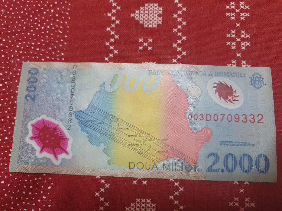 Bancnote de 2.000 lei cu eclipsa