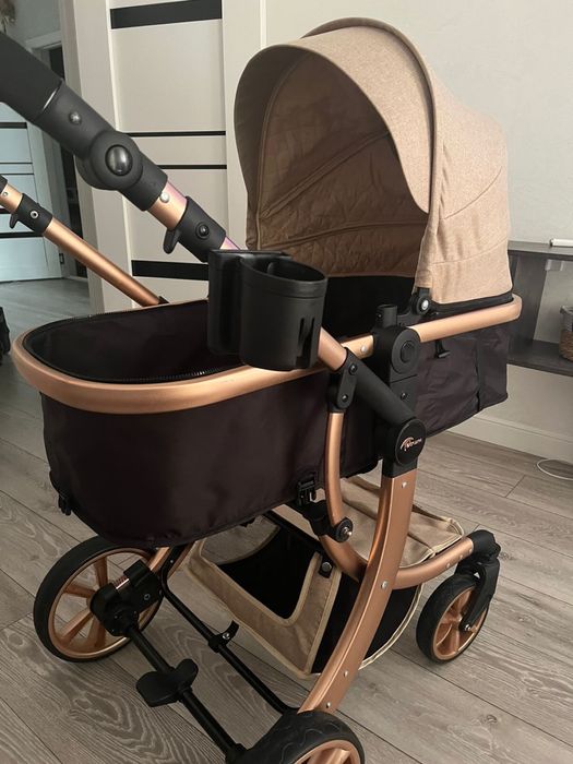 Коляска детская в отличном состоянии