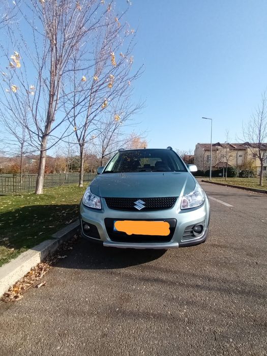 Suzuki sx4 automat 113.000 , climatronic , euro  5 .