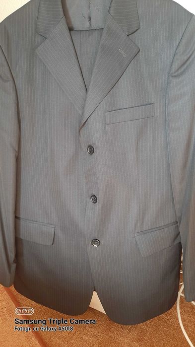 Costum barbatesc Armani