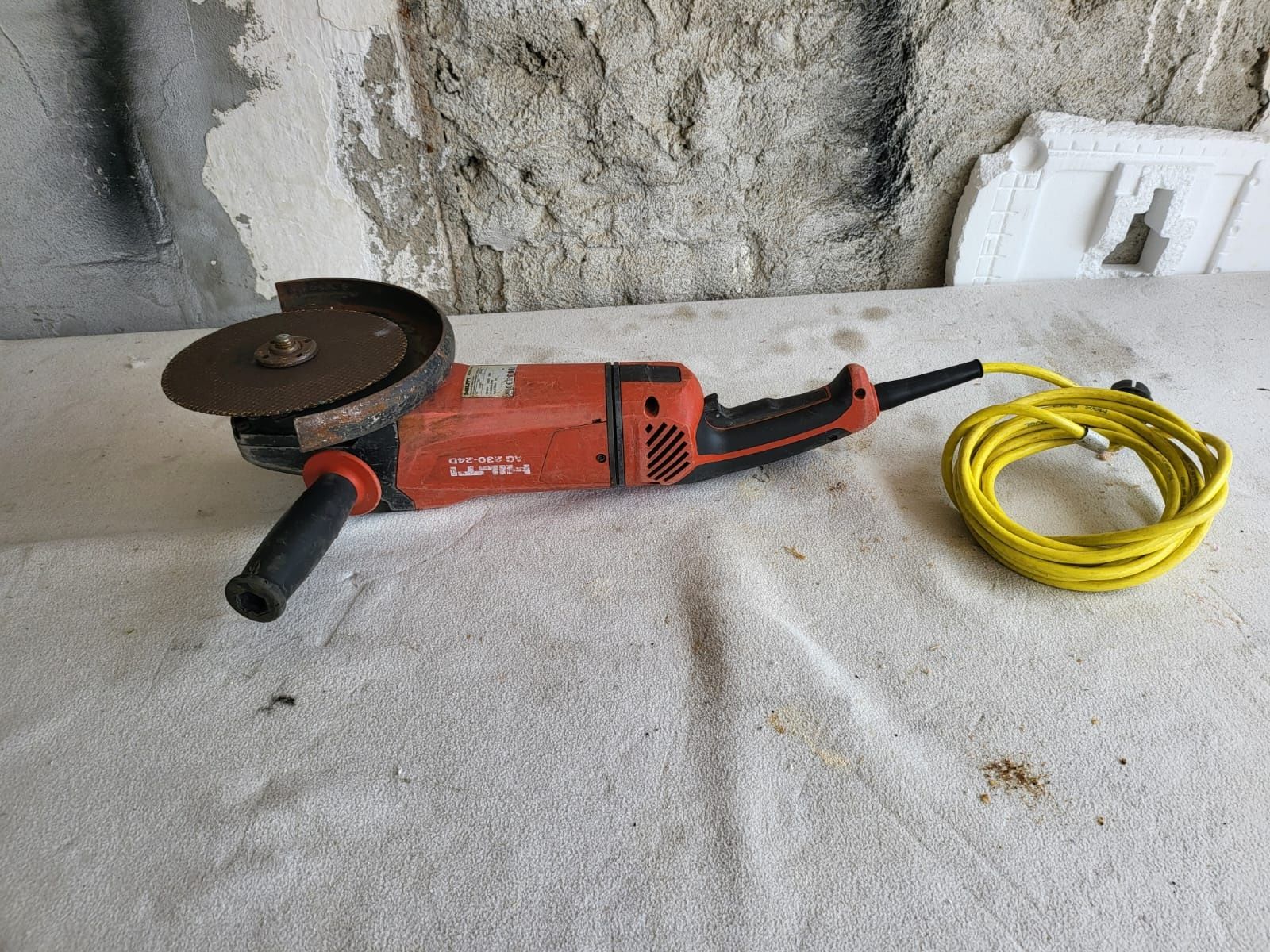 Polizor unghiular/ flex Hilti  AG 230-24D