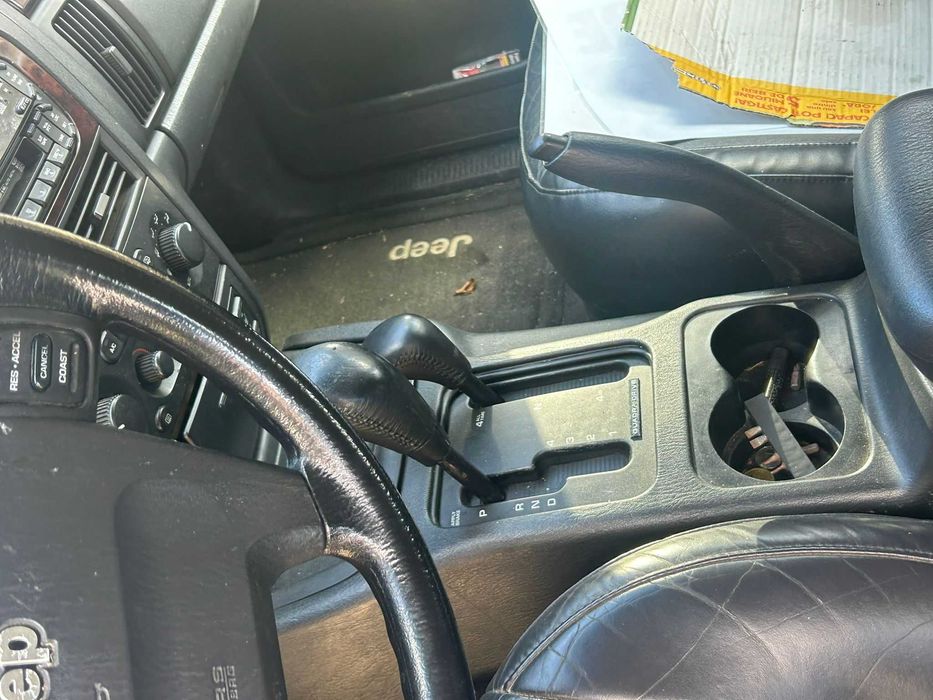 De vânzare JEEP ,stare foarte bună