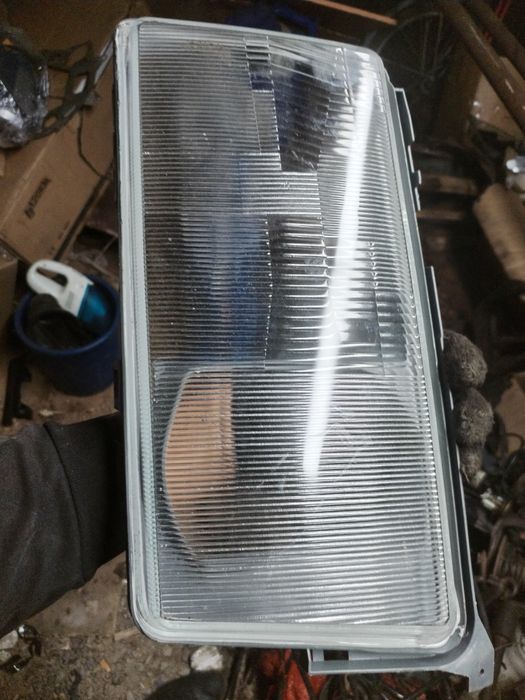 Стекло фары Мерседес ою  190  коммутатор реле перегрузки