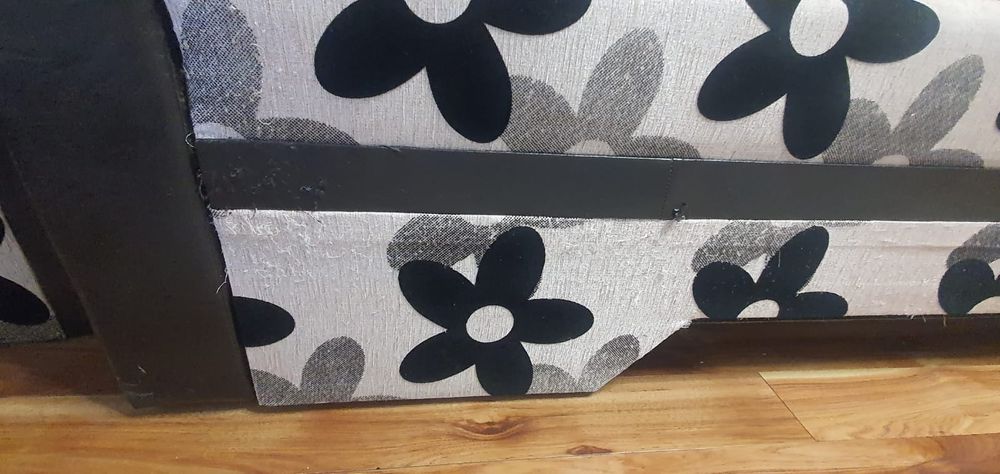 Set canapea extensibila si 2 fotolii