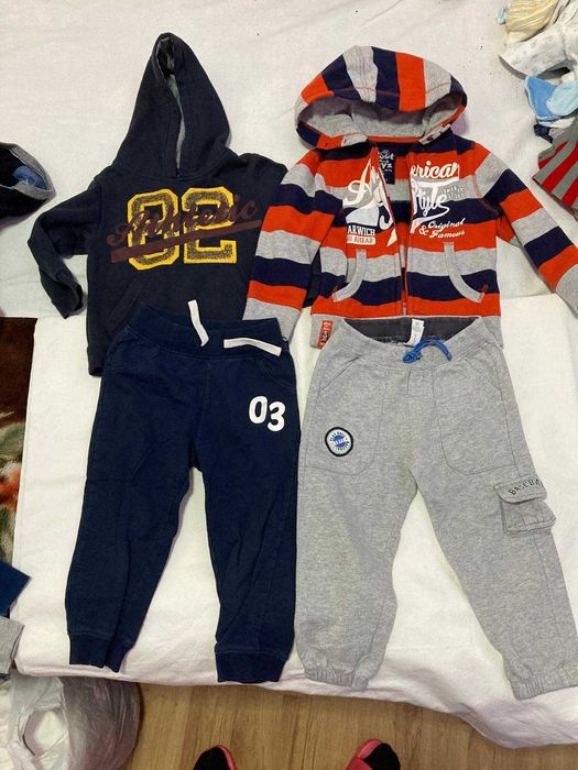 Lot hainute baiat m92