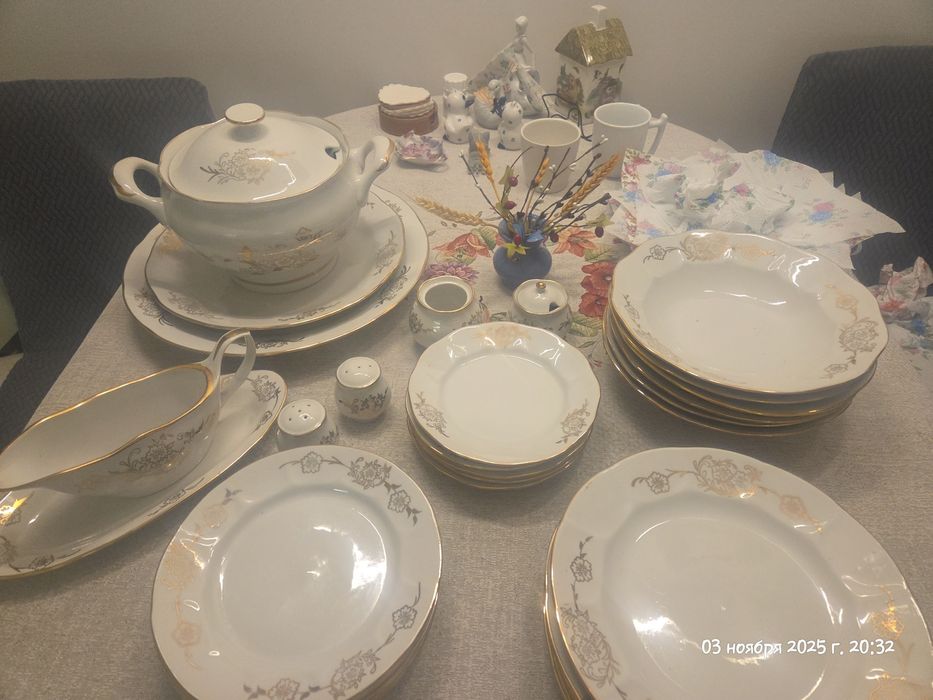 Столовый сервиз на шесть персон