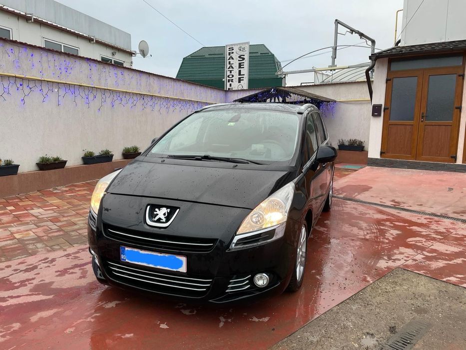 De vânzare Peugeot 5008, 2011, 2.0 HDi Diesel