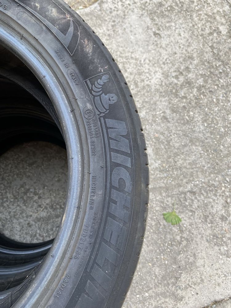 Продавам летни гуми 205/55/R17 Michelin