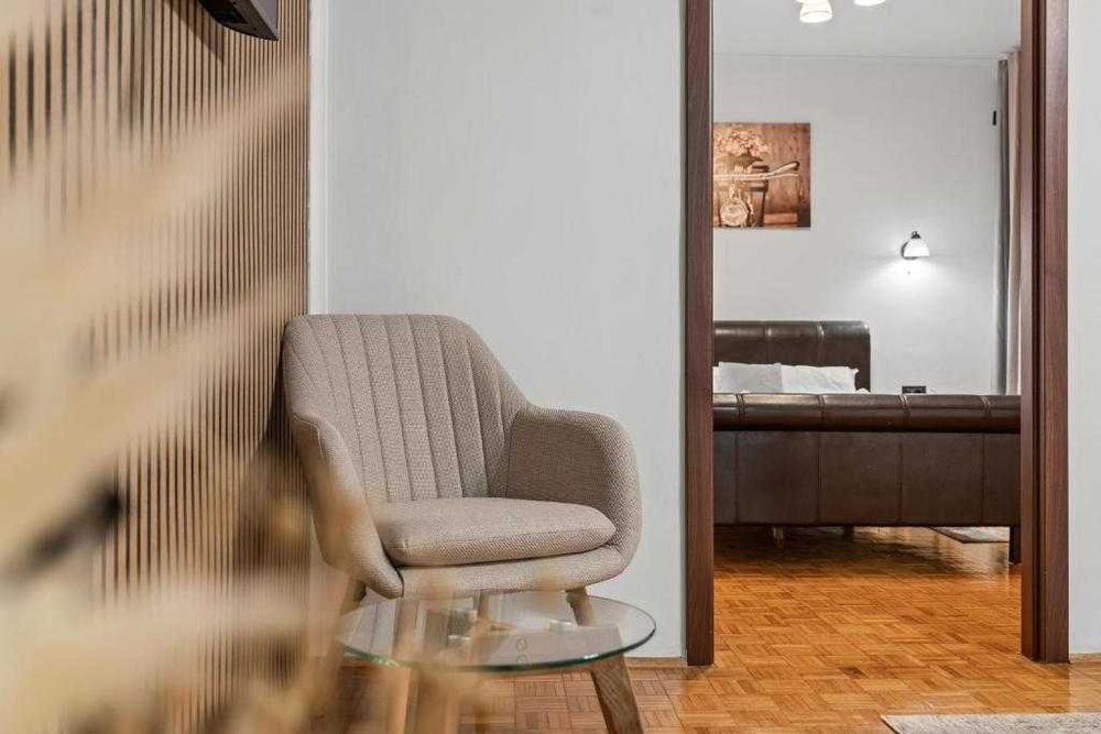 Inchiriez apartament 2 camere * Ultra Central *