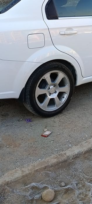 Продам титанка R16 хорошем состоянии