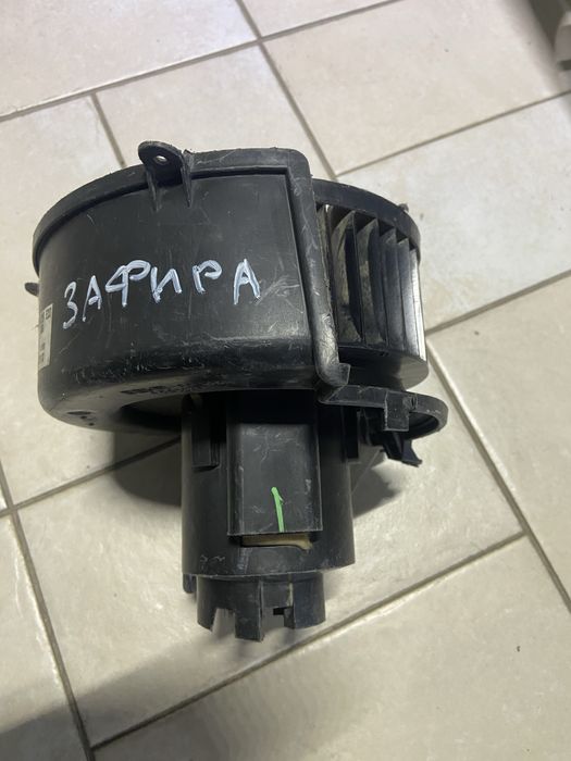 Моторчик печки Toyota