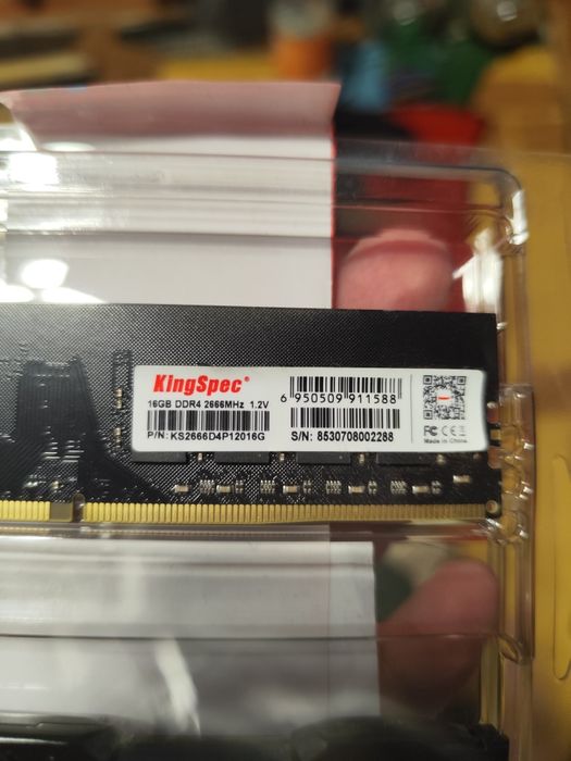 Продам озу ddr4 8gb и 16gb