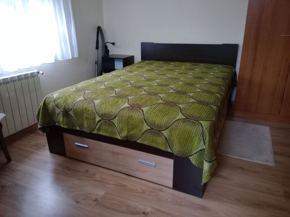 Спалня с чекмеджета 140/200 - без матрак