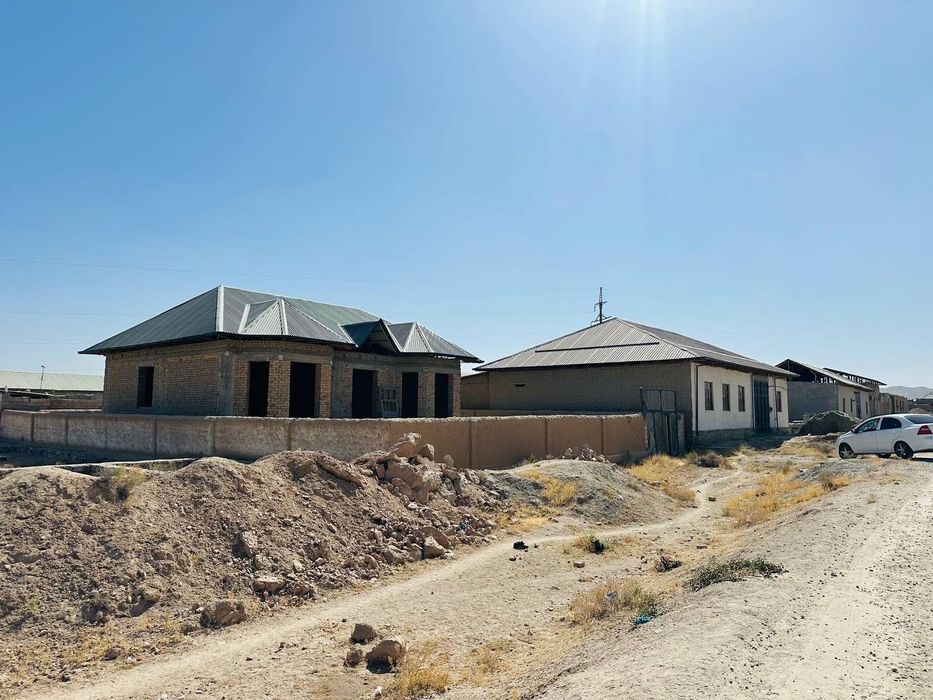 Участка сотилади Фарходдан