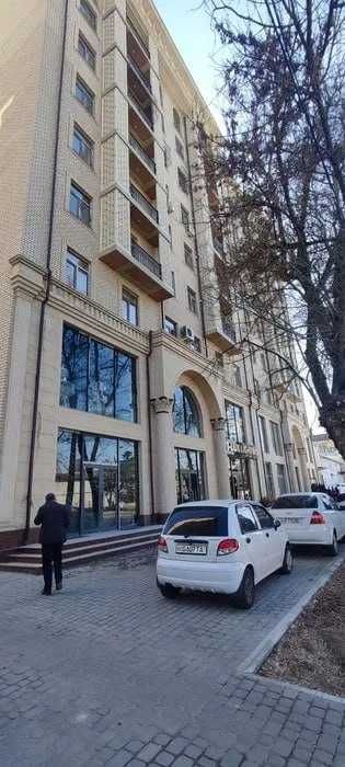 Шикарный дом в ЖК Safia 2 комнатная 70м2; Тахтапуль, рынок Малика