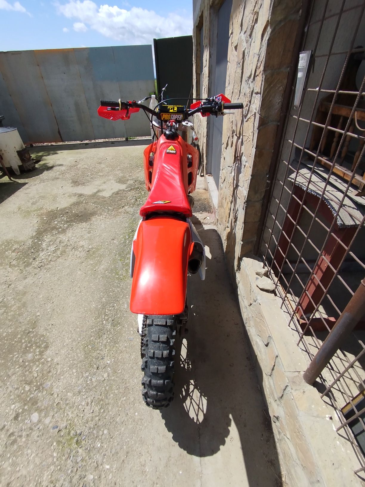 Vând Honda CR 125