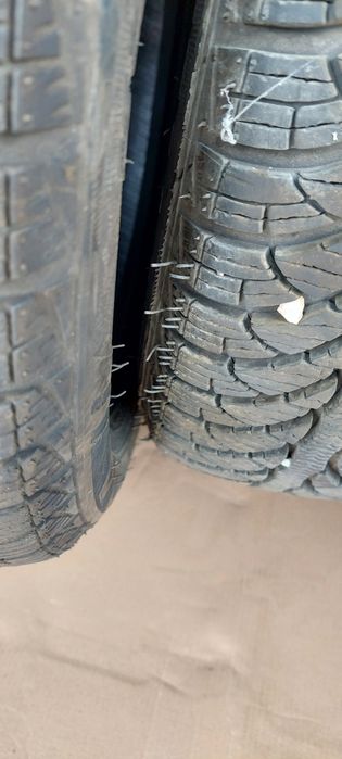 Pneuri Vară-İarnă în stare foarte bună !