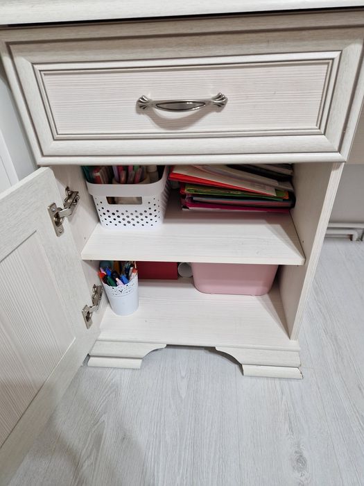 Birou Charme Mobexpert