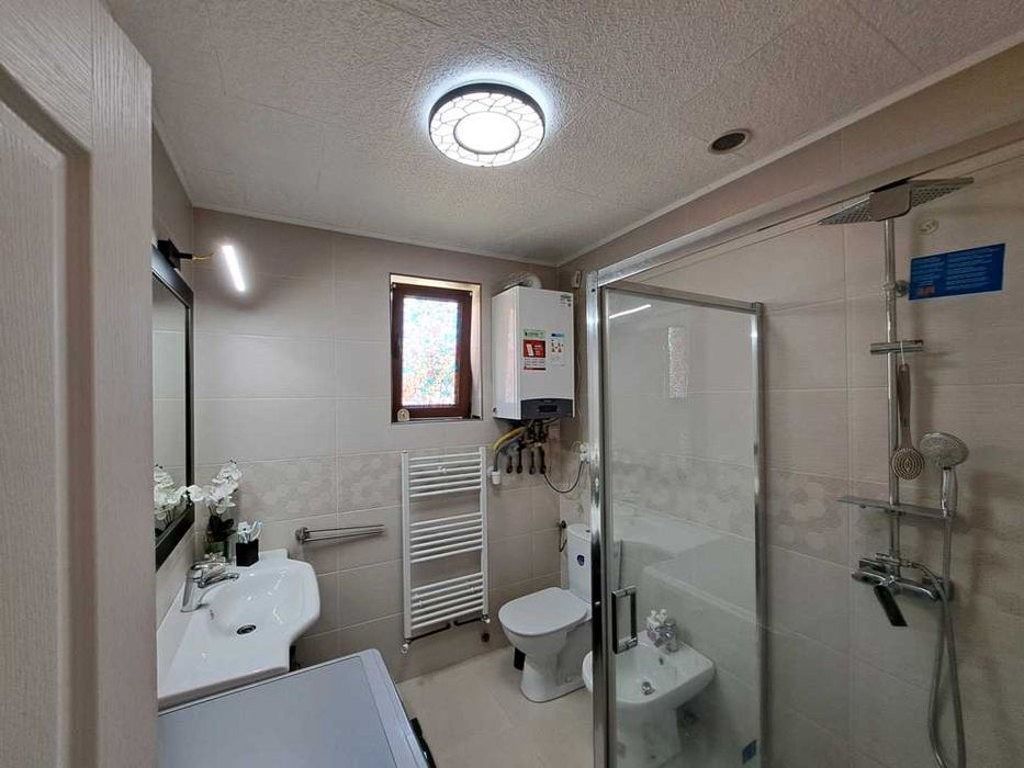 Vand casa in Petelea, la 5,5 km de Reghin, Mures