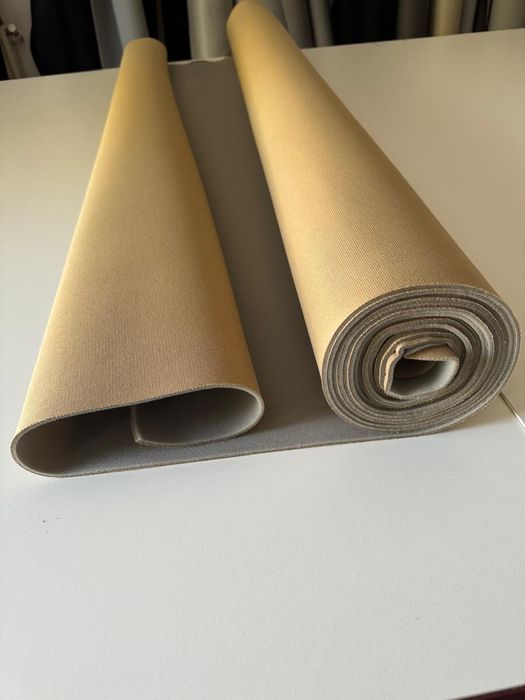 Material plafon auto