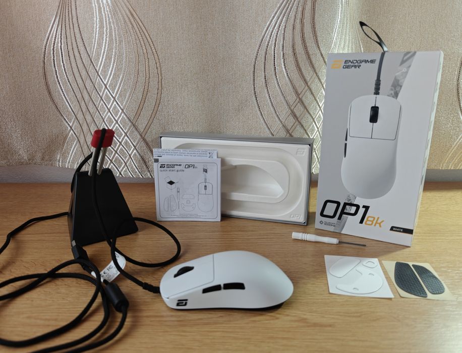 Mouse Gaming OP1 8K - White + Griptape nefolosit + ZOWIE CAMADE II