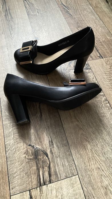 Туфли кожаные в идеальном состоянии