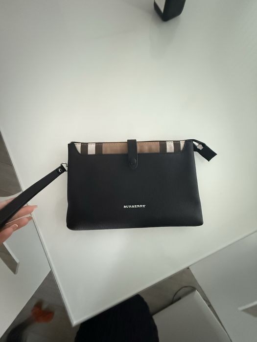Burberry клъч естествена кожа