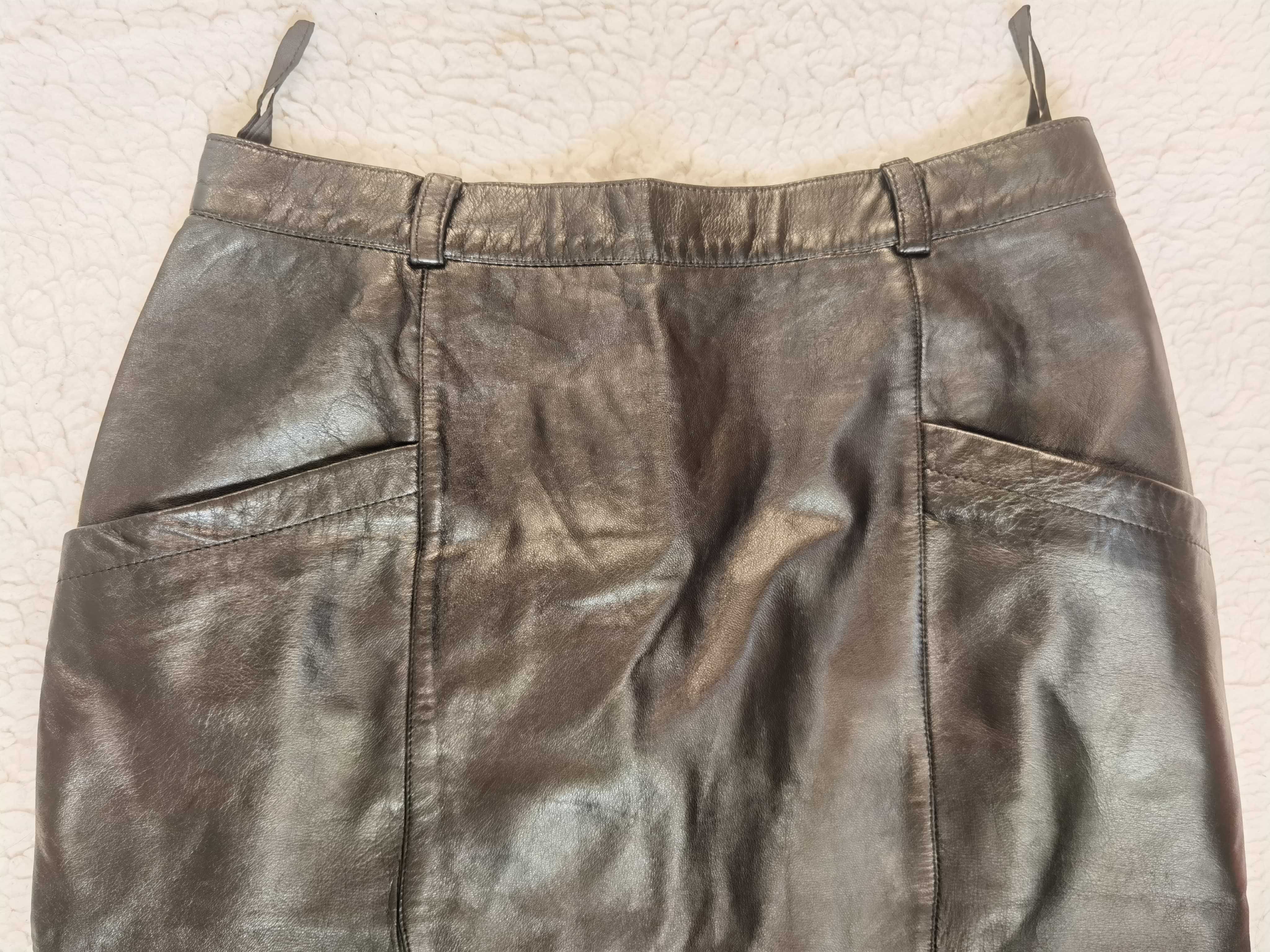 Fusta piele naturala neagra fina 2 buzunare crapaturi fata vintage