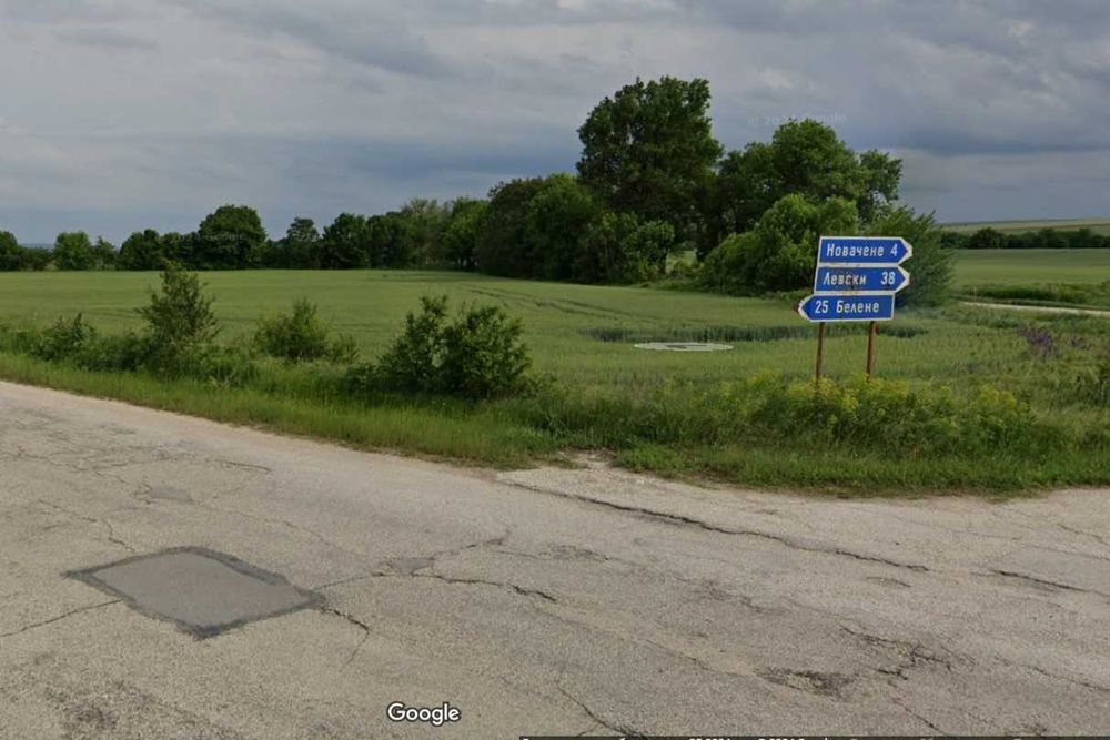 Земеделски парцел на кръстопът Плевен / Никопол / Белене!