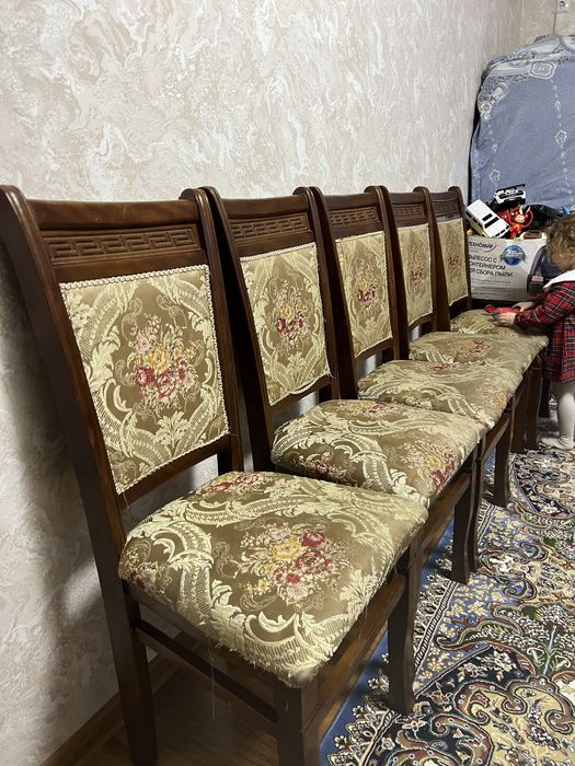 Stol stul srochna sotiladi 10 talik