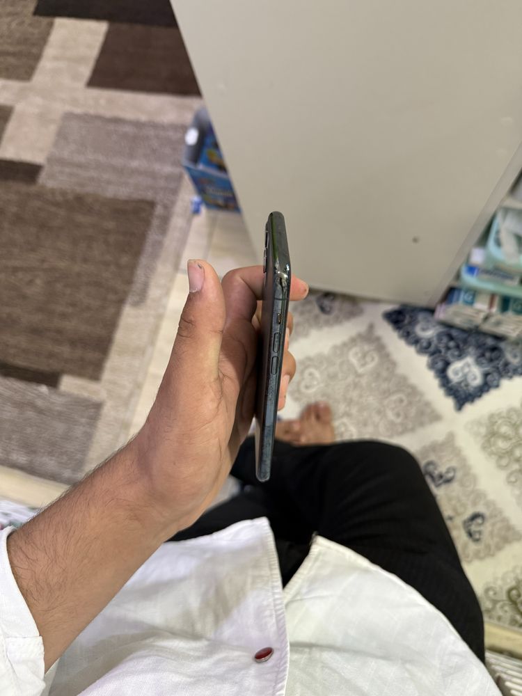 Iphone 11 pro 64 Gb yashil