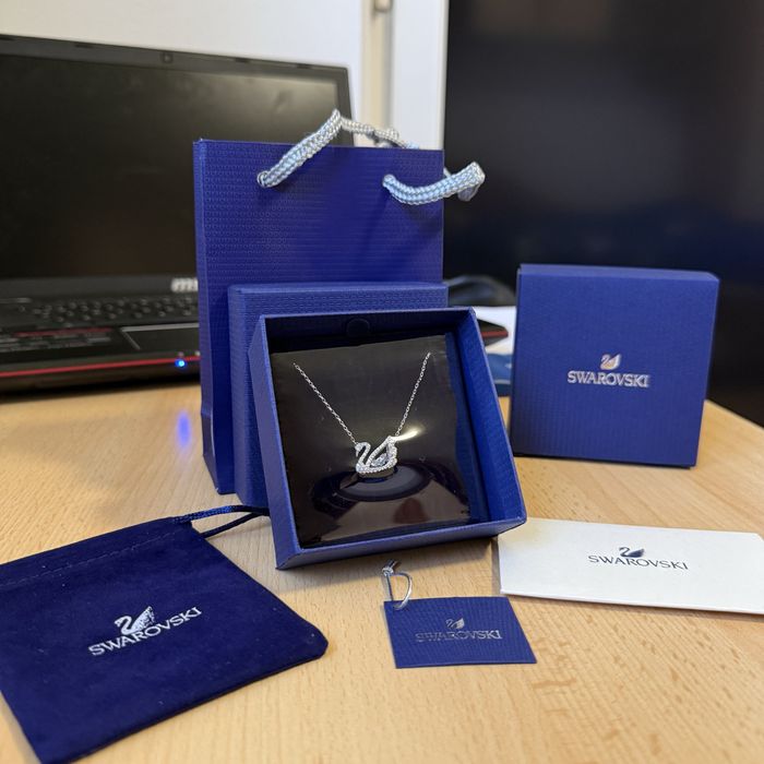 Lantisor Swarovski Model Dazzling Swan White