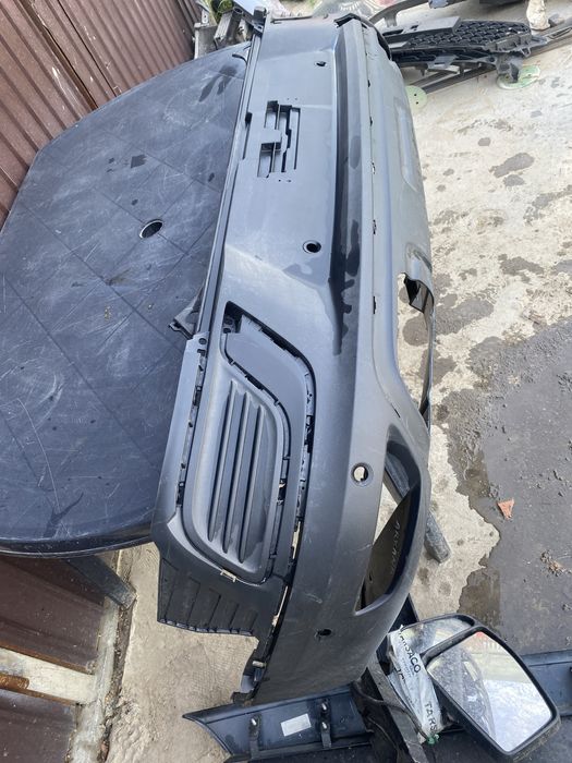 Spoiler bara spate renault arkana model cu 6 senzori