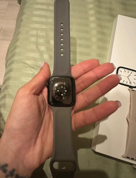 Apple Watch Series 7 41mm - Green Aluminum
