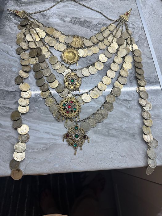 Възрожденски сребърен накит филигран позлата