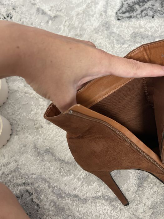 Ghete dama, cu toc, piele ecologica naro